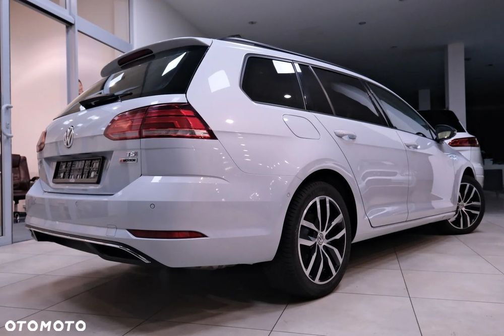 Volkswagen Golf 2.0 TSI OPF 4Motion DSG R-Line - 11