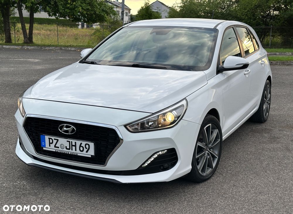 Hyundai i30 1.6 CRDI Intro - 7