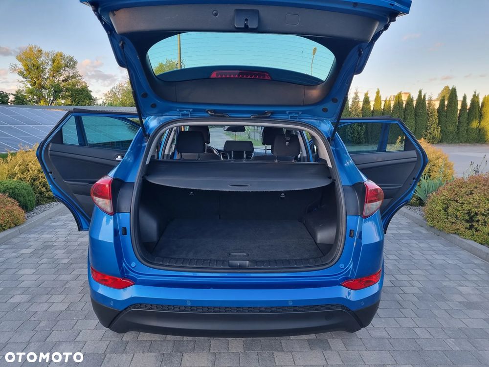 Hyundai Tucson 1.7 CRDI BlueDrive Comfort 2WD - 11