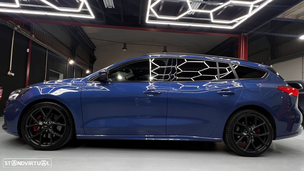 Ford Focus SW 2.3 EcoBoost S&S ST - 9