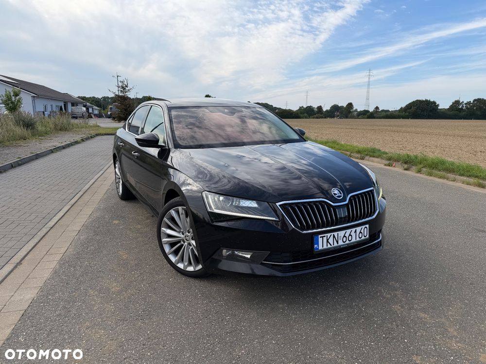 Skoda Superb 2.0 TDI Style DSG - 2