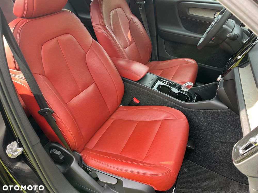 Volvo XC 40 D4 AWD Geartronic Inscription - 18