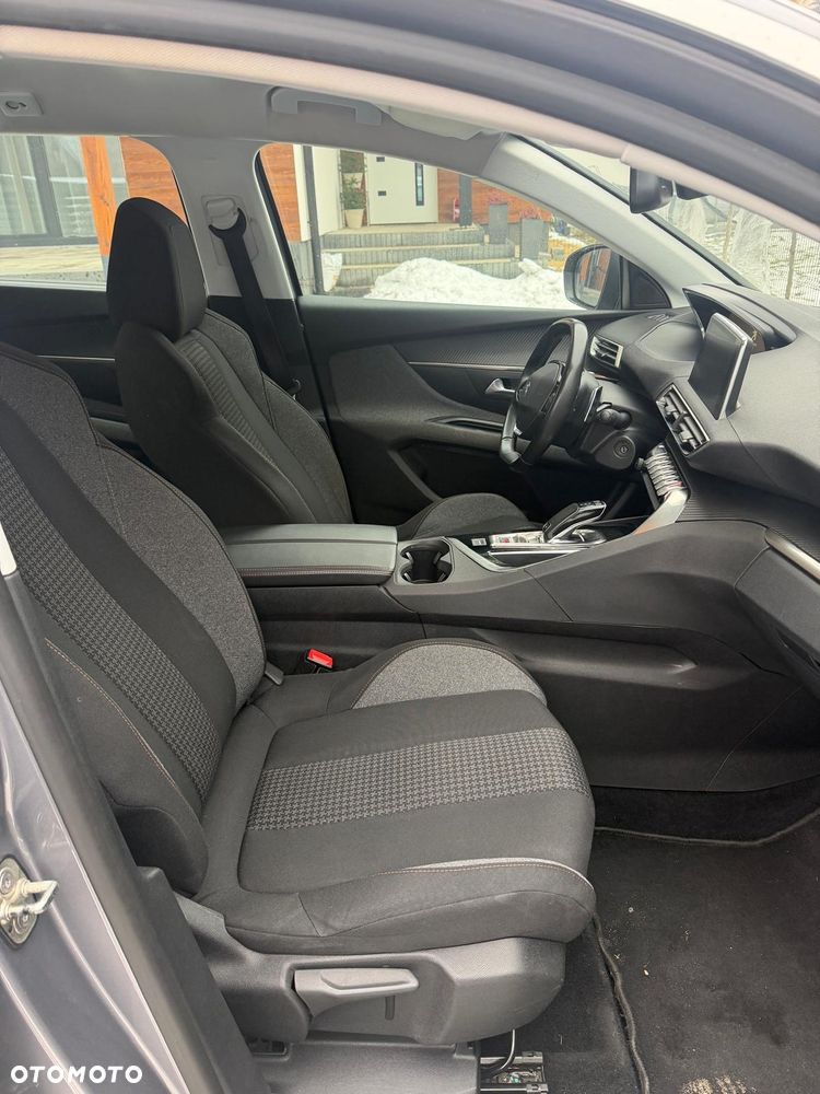 Peugeot 5008 1.5 BlueHDi Active S&S EAT8 - 17