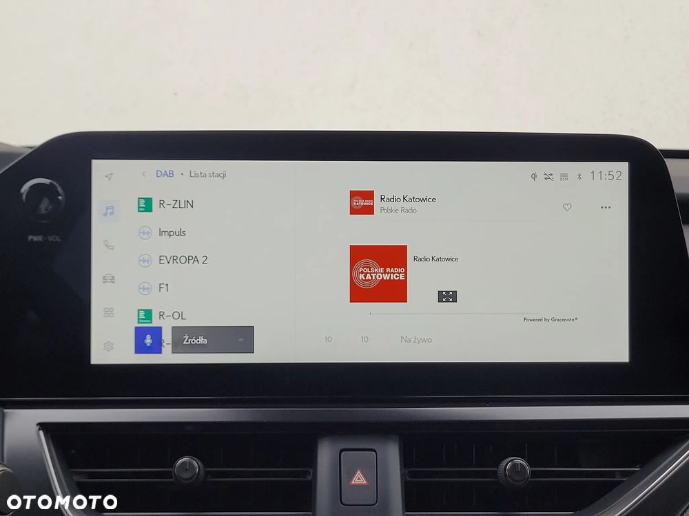 Lexus UX 300h F Sport Design - 22