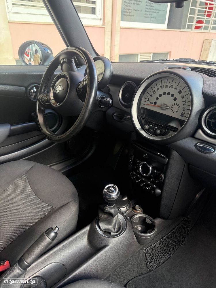MINI Coupé Cooper SD - 12