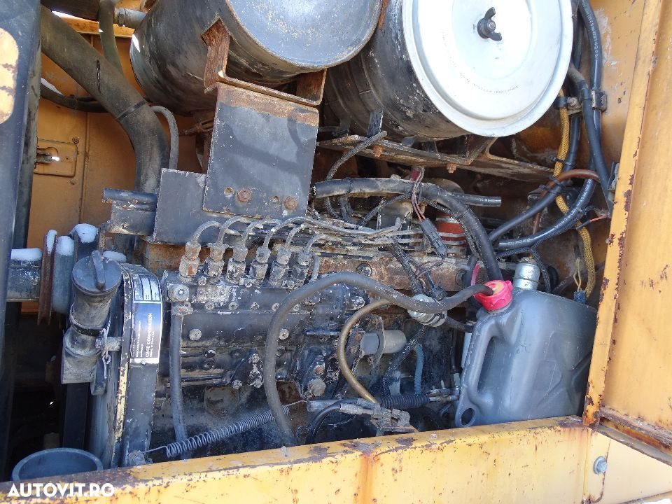 Dezmembrez incarcator Case 721B - 4