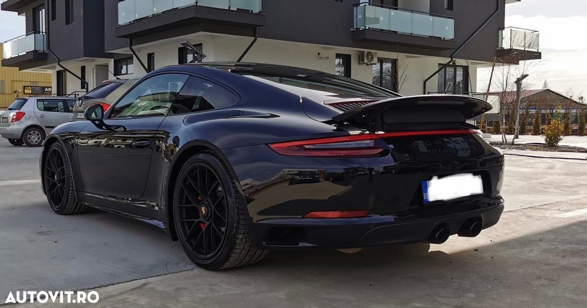 Porsche 911 Carrera 4 GTS Cabriolet PDK - 10