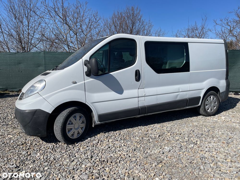 Renault Trafic - 12
