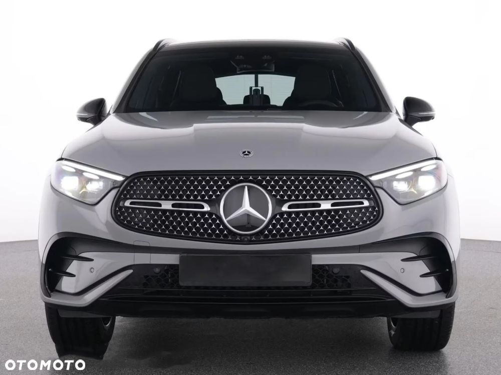 Mercedes-Benz GLC 200 d mHEV 4-Matic AMG Line - 4