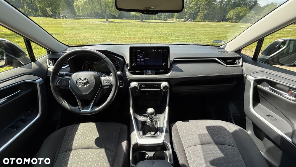 Toyota RAV4 2.0 Comfort 4x2 - 12