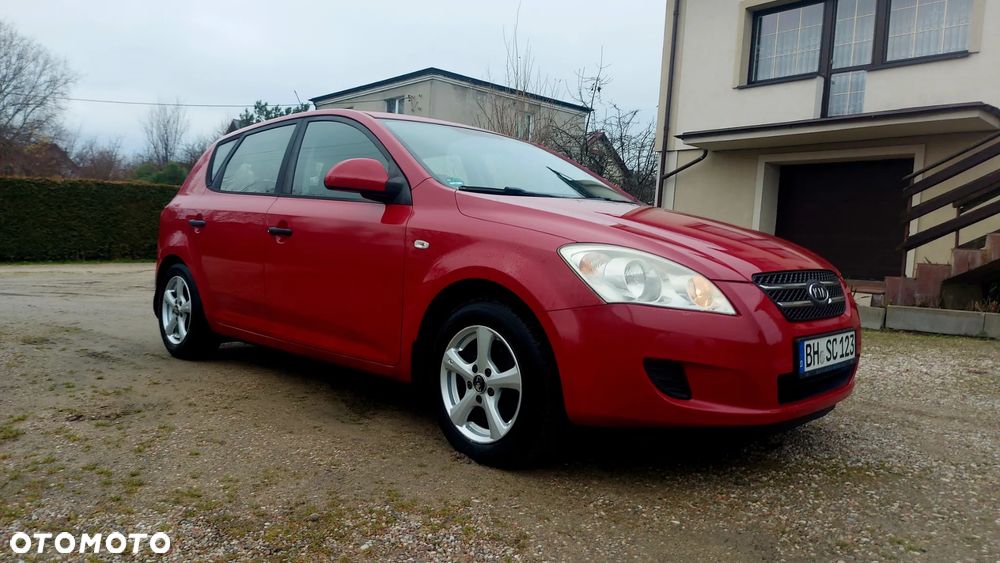 Kia Ceed 1.4 CVVT Attract - 6