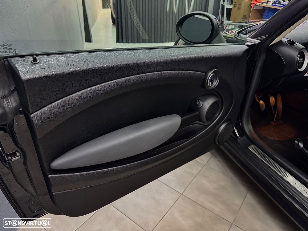 MINI 3 Portas Cooper D - 6