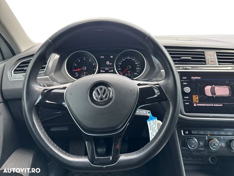 Volkswagen Tiguan - 15