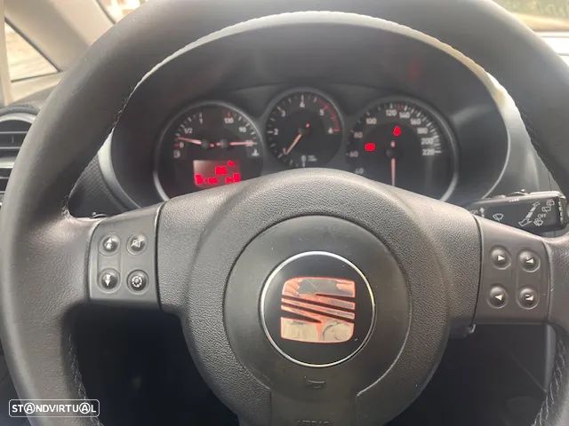 SEAT Leon 1.9 TDI Sport - 9