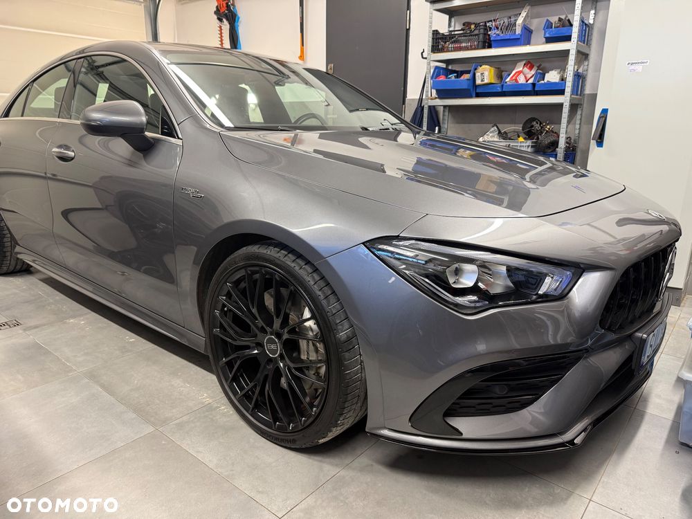Mercedes-Benz CLA AMG 35 4Matic AMG Speedshift 7G-DCT - 13