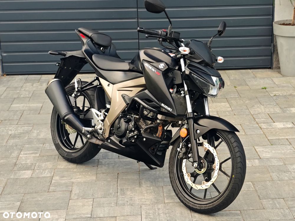 Suzuki GSX - 1