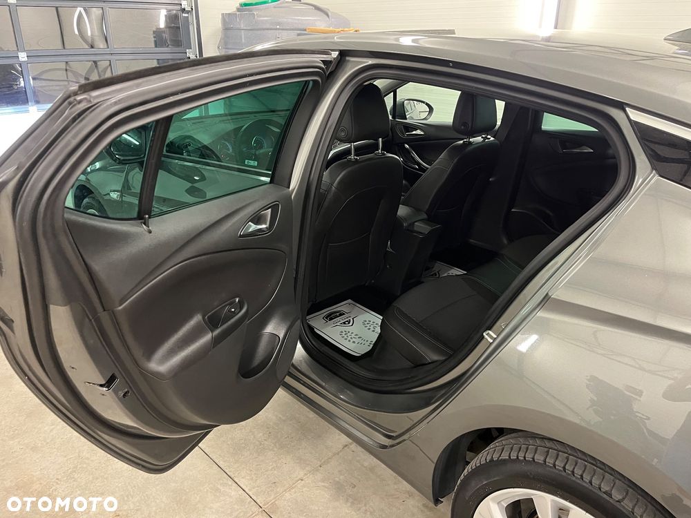 Opel Astra - 17