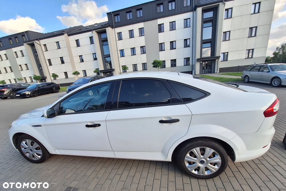 Ford Mondeo 1.6 Trend - 4