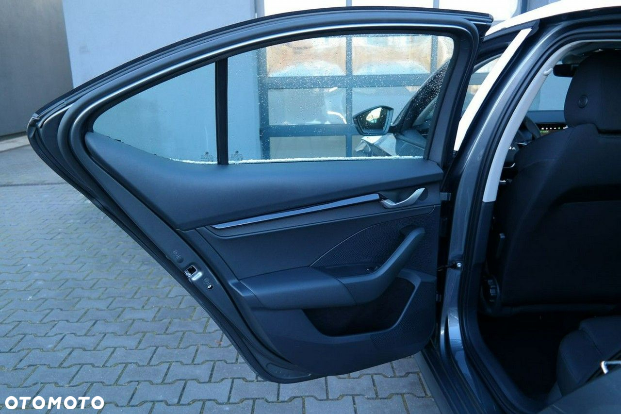 Skoda Octavia - 23