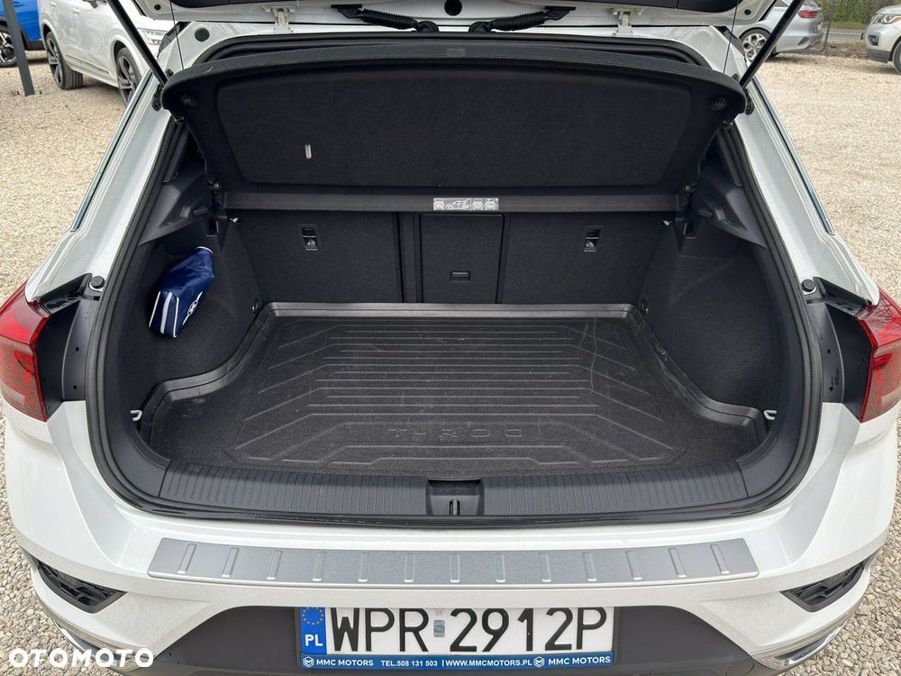 Volkswagen T-Roc - 17