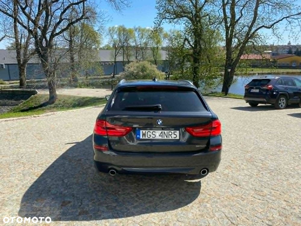 BMW Seria 5 520d Luxury Line - 13