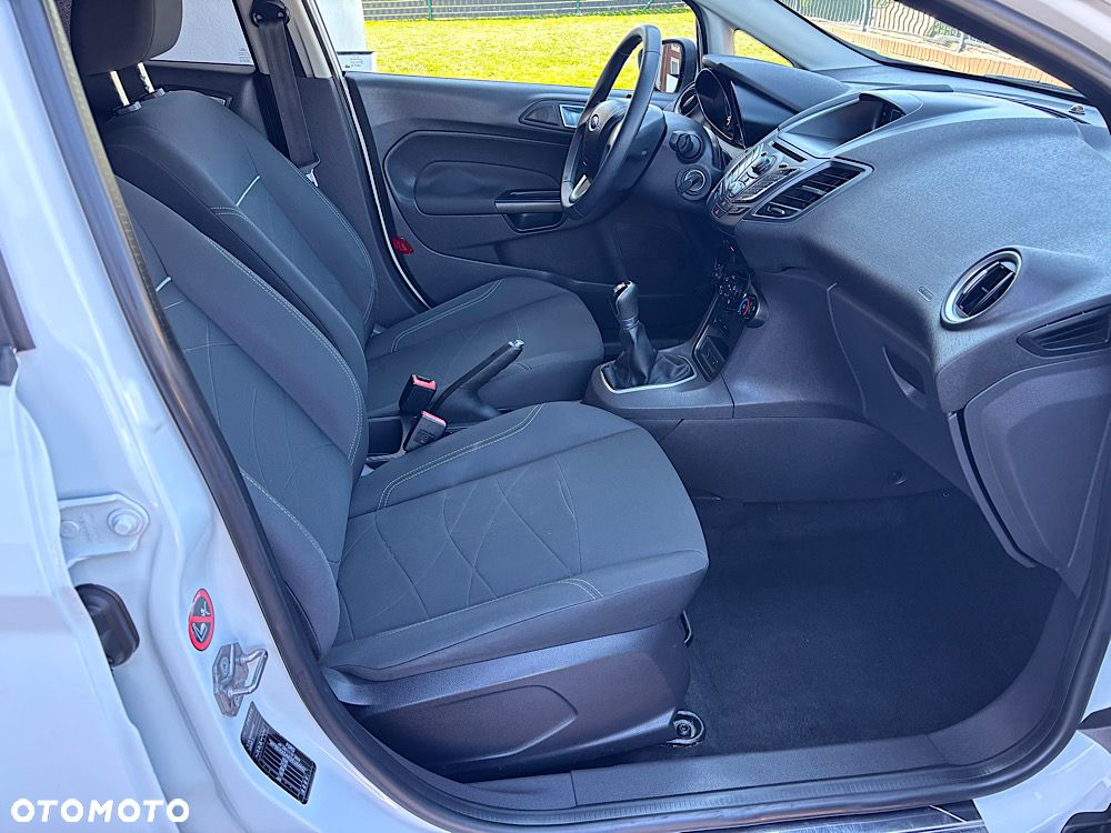 Ford Fiesta 1.25 Titanium - 27