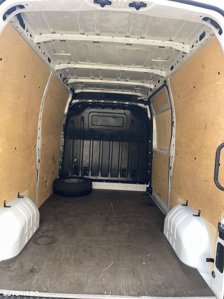 Renault Master  L2H2 DCI130 - 15
