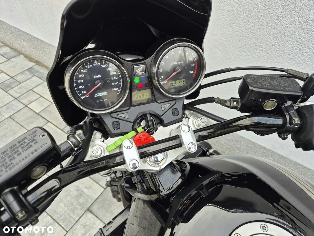 Honda CB - 17