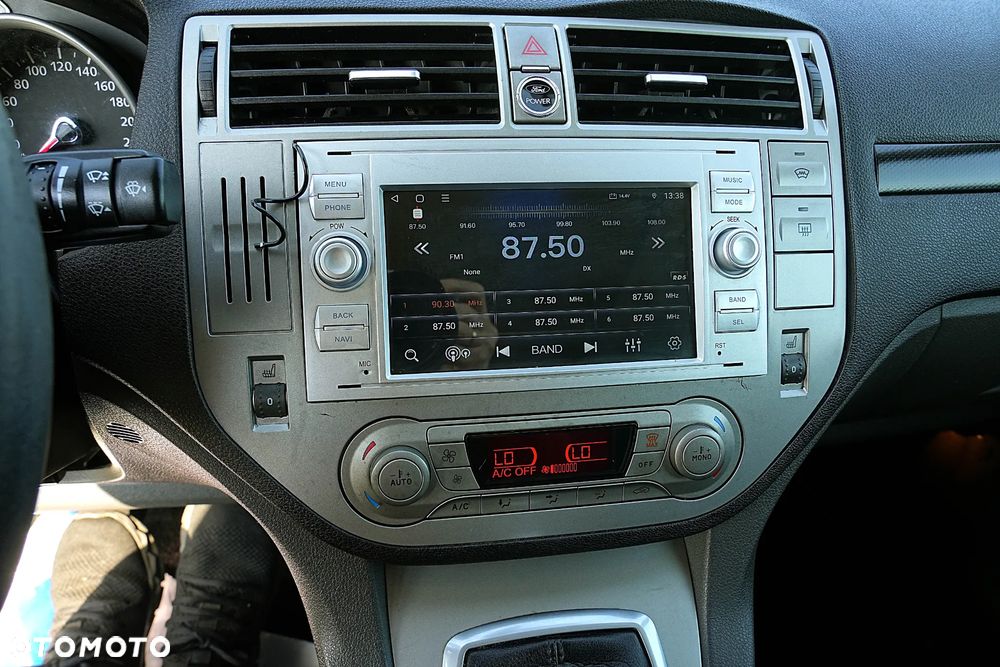 Ford Kuga 2.0 TDCi 4x4 Titanium - 19
