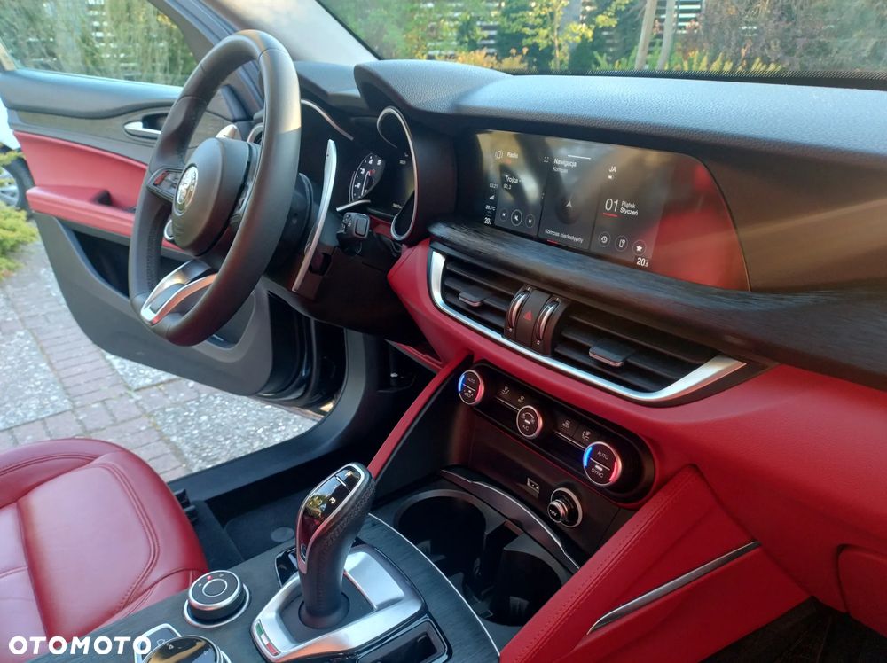 Alfa Romeo Stelvio - 7