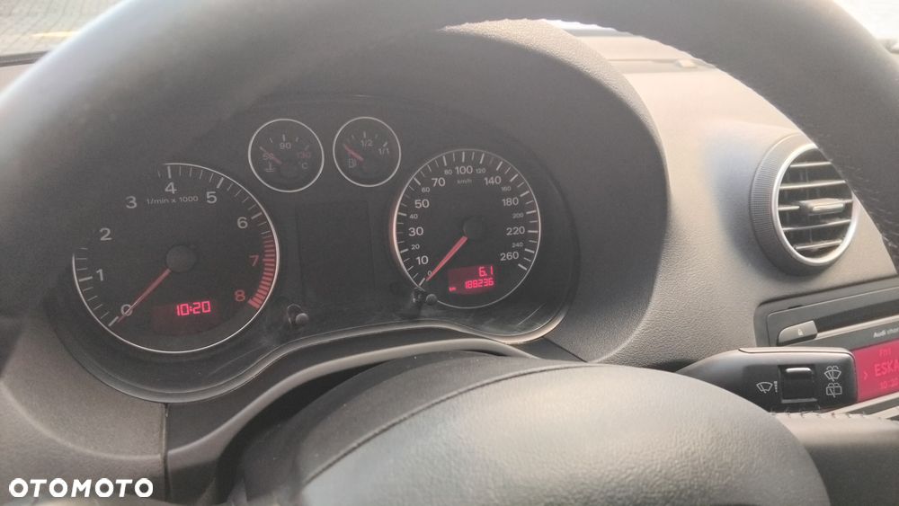Audi A3 Sportback - 8
