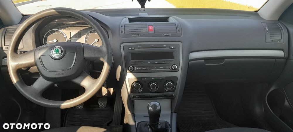Skoda Octavia 1.6 Classic - 18