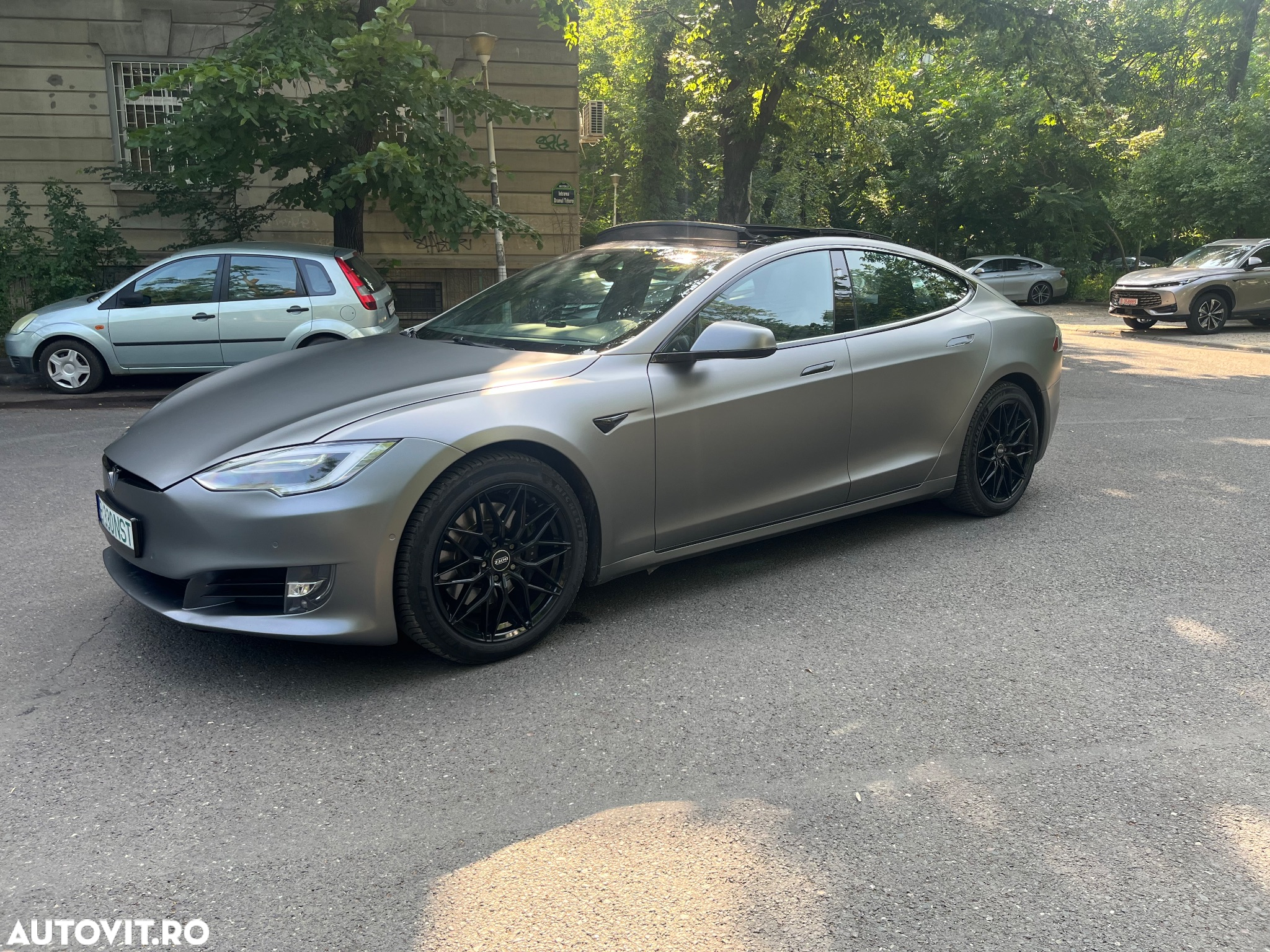 Tesla Model S Performance - 3