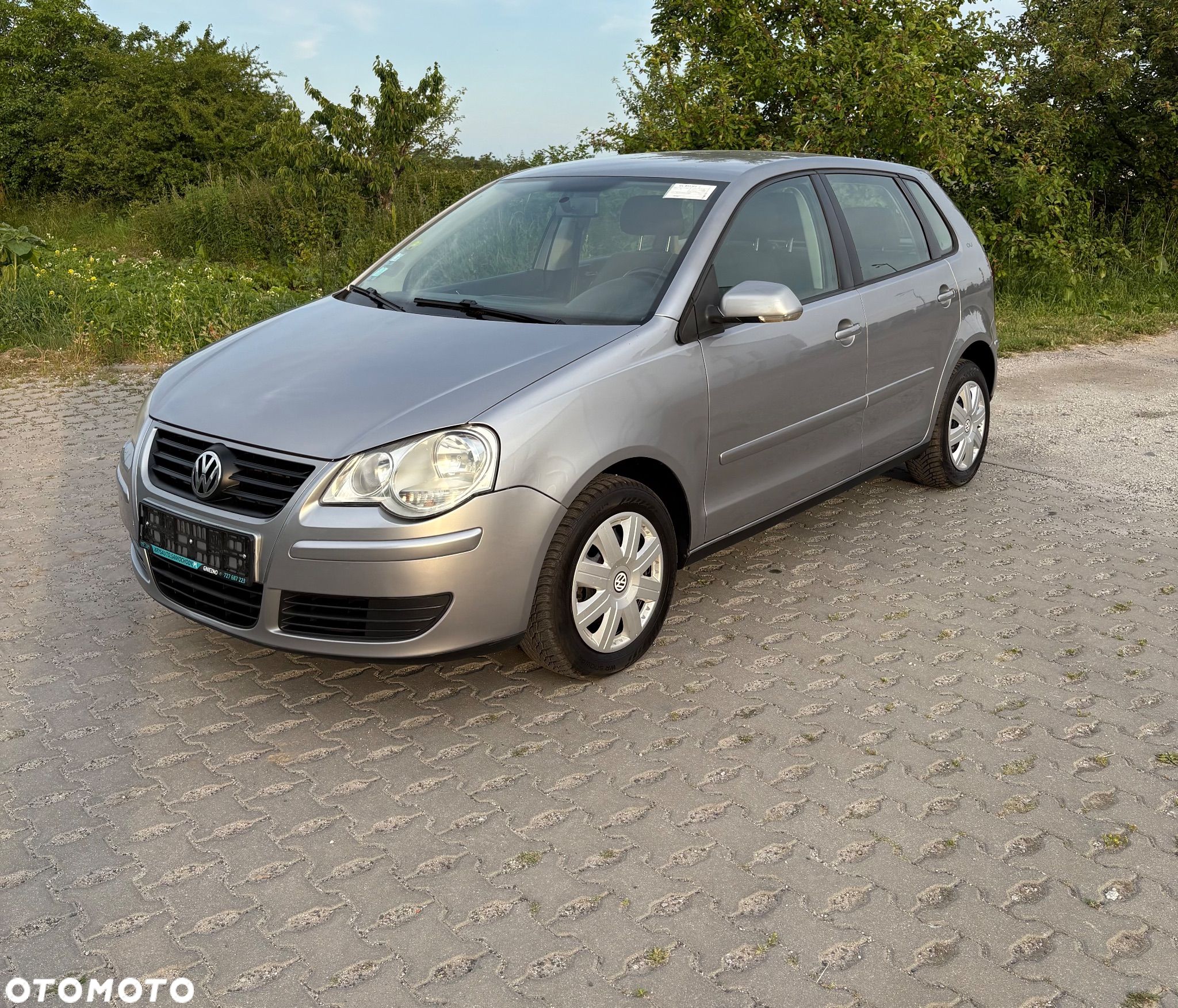 Volkswagen Polo 1.2 Team - 1