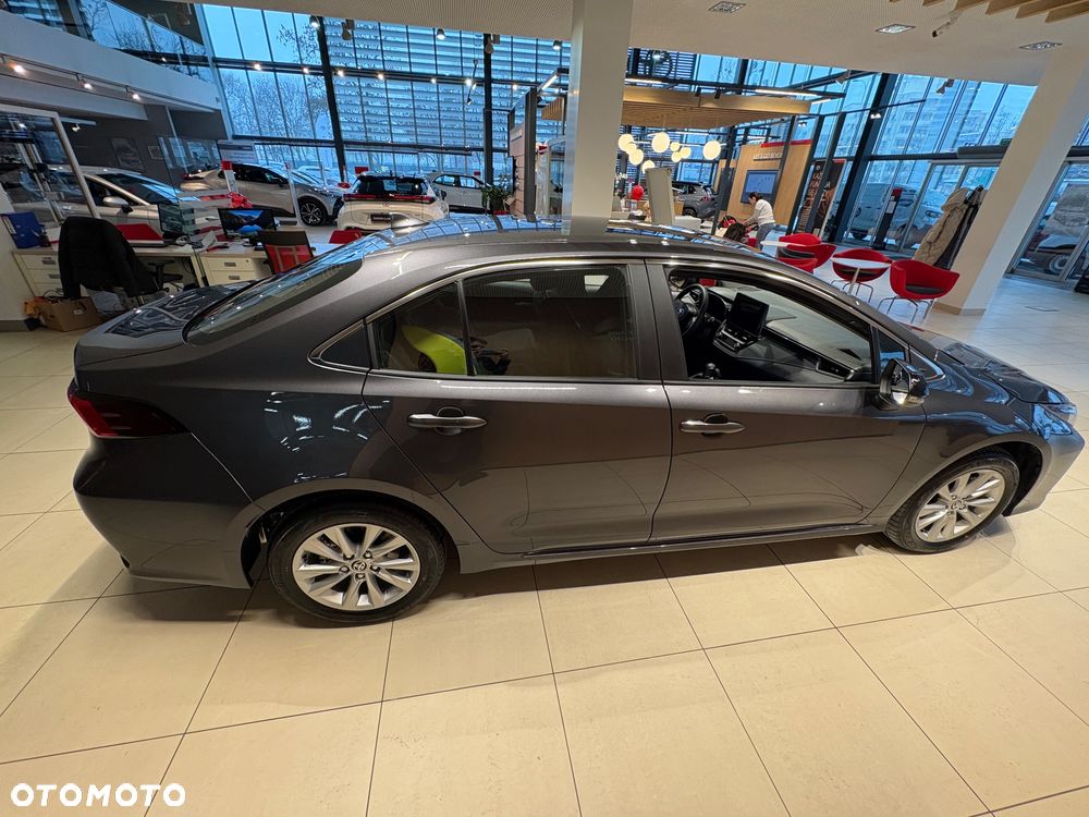 Toyota Corolla 1.8 Hybrid Comfort - 8