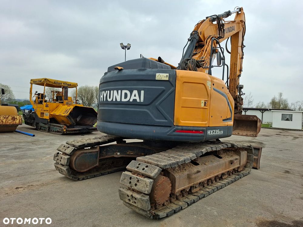 Hyundai HX235 LCR - 4
