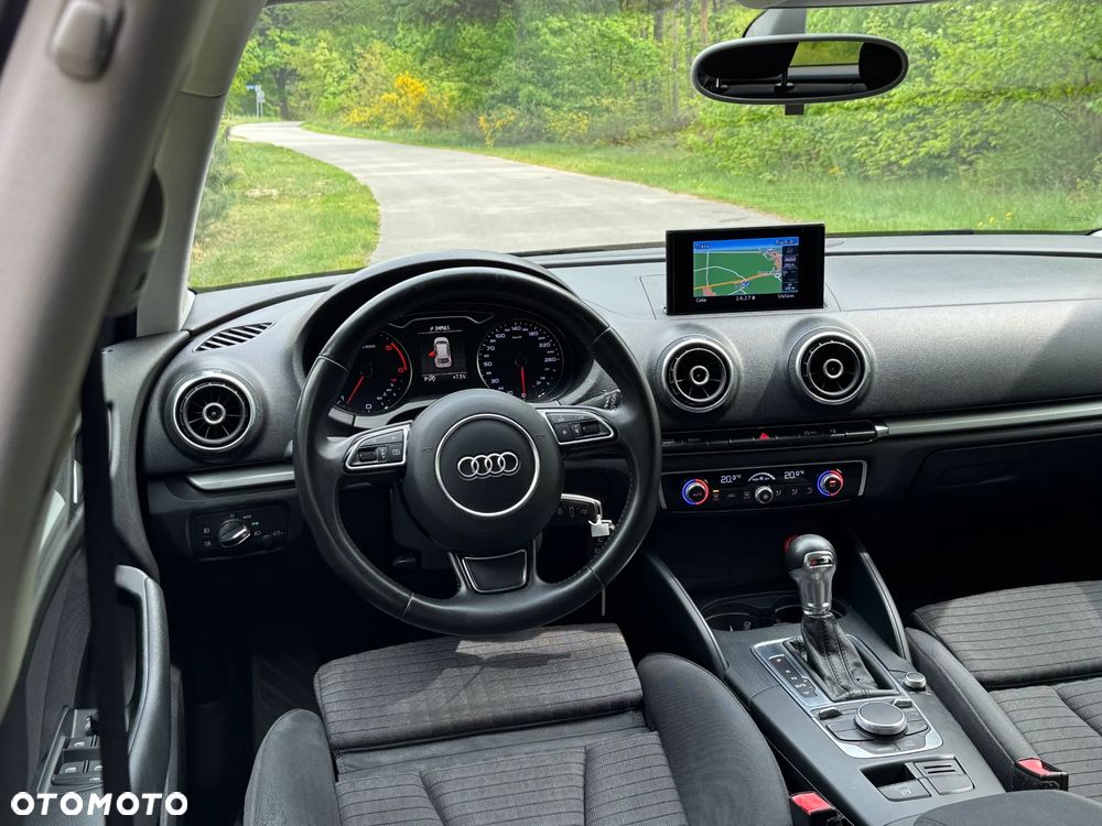 Audi A3 Sportback 1.6 TDI (clean diesel) S tronic S line Sportpaket - 18