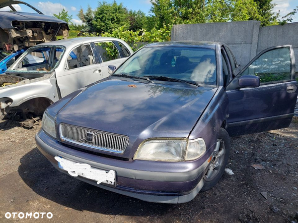 Volvo V40 1.8 benzyna 122KM NA CZĘŚCI Sedan Chrzanów Małopolskie