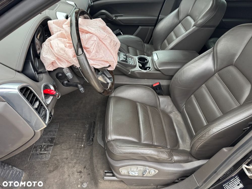 Porsche Cayenne GTS Tiptronic S - 6