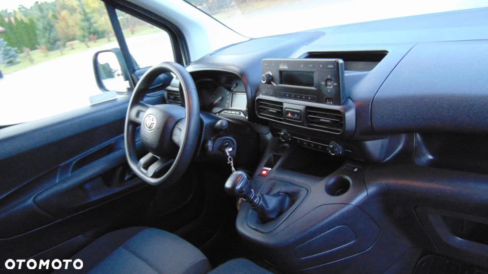 Toyota PROACE CITY - 17