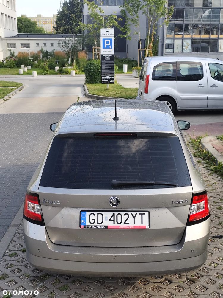 Skoda Fabia 1.0 Active - 4
