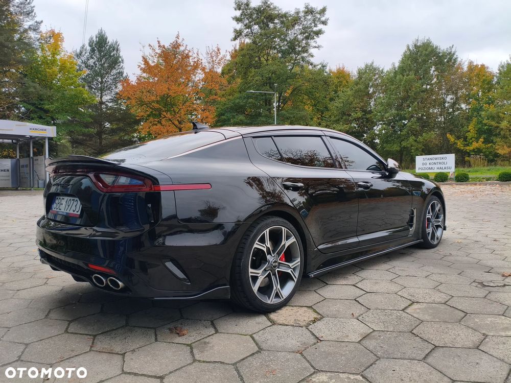 Kia Stinger 3.3 T-GDI V6 GT AWD - 33