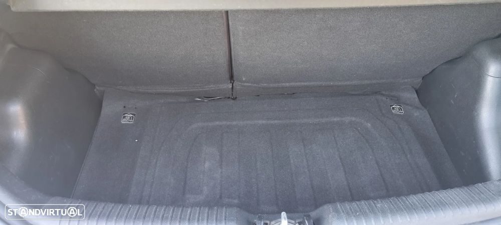 Kia Picanto 1.0 CVVT EX - 21