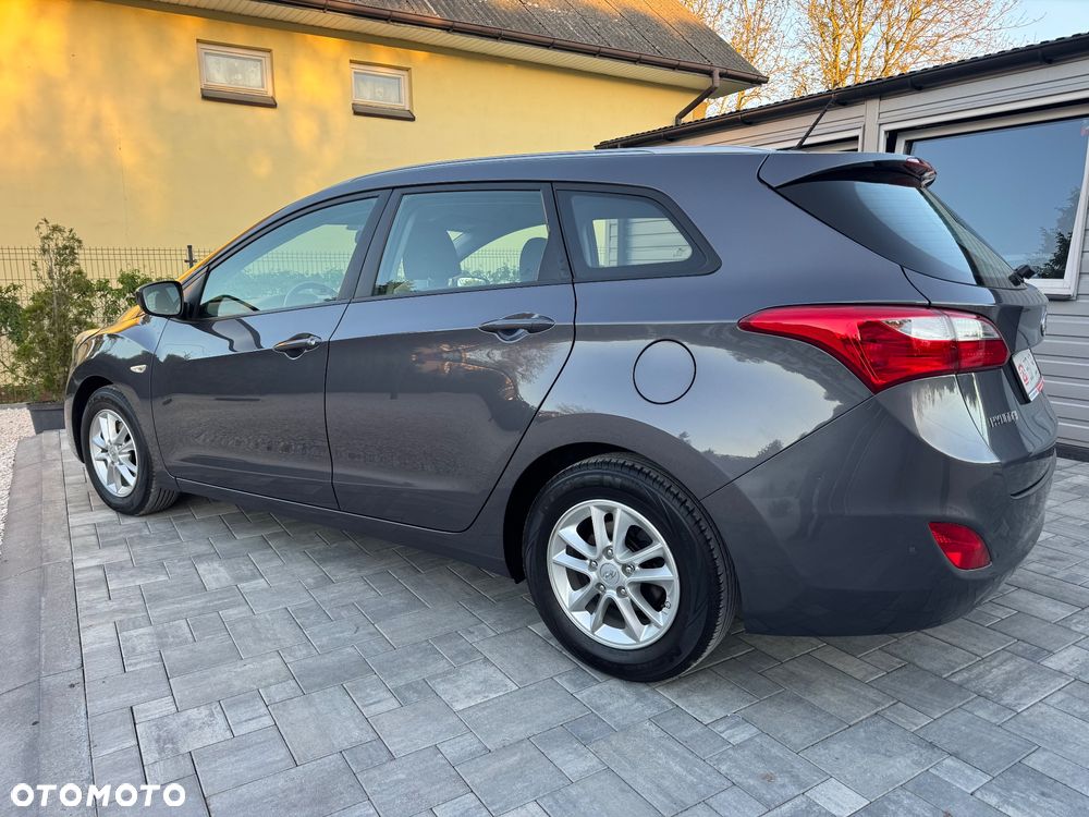 Hyundai i30 1.6 Comfort - 9