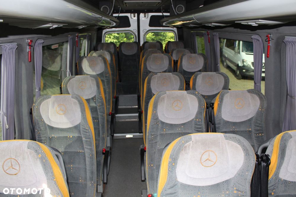 Mercedes-Benz Sprinter 519 - 5