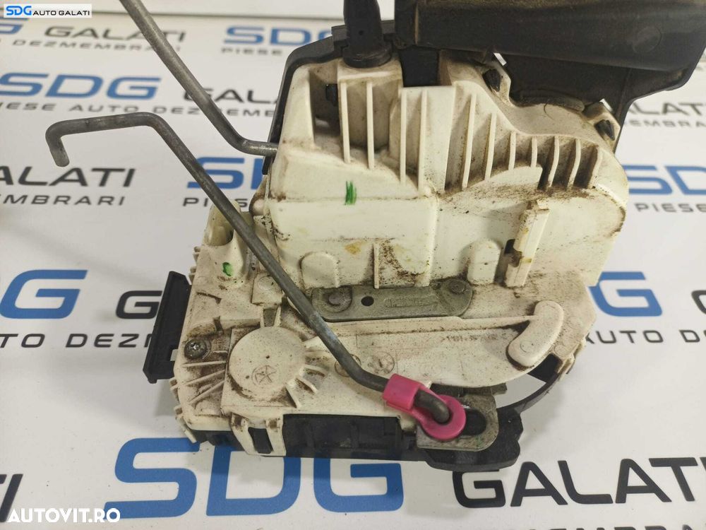 Incuietoare Broasca pentru Usa Portiera Dreapta Spate Fiat Freemont 2008 - 2016 Cod P04589696AA [L1249] - 5