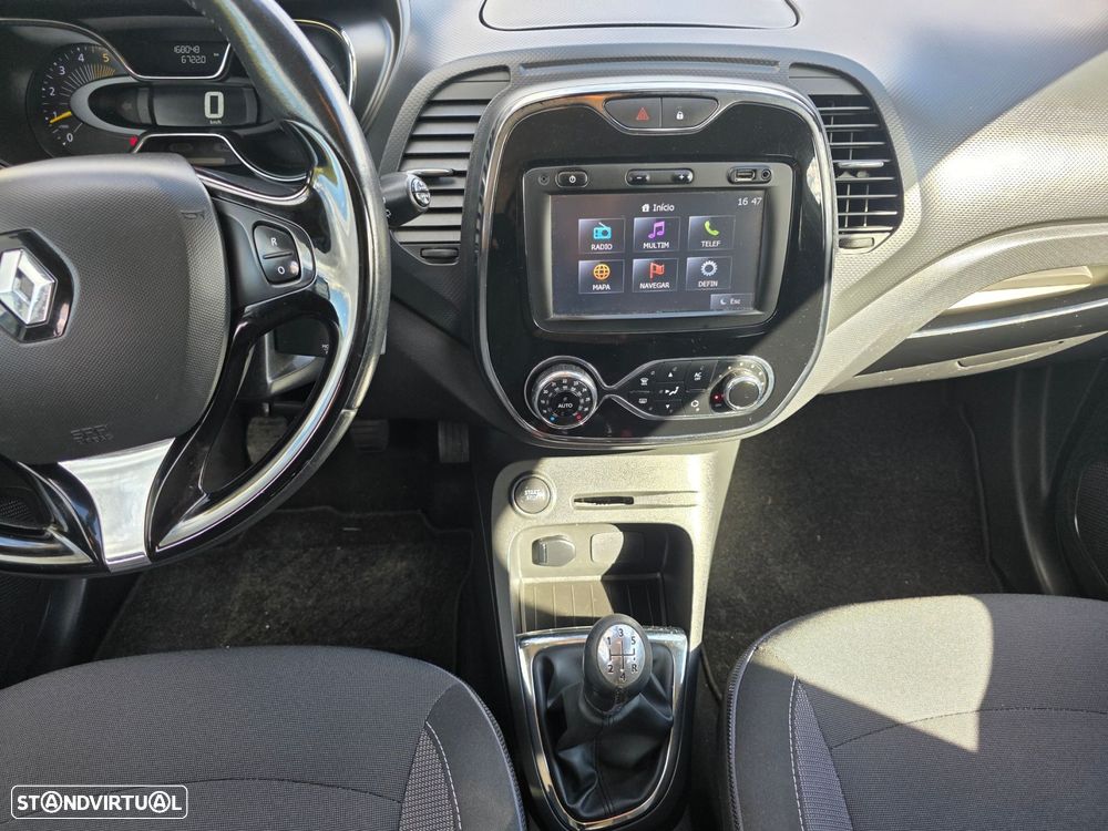 Renault Captur 1.5 dCi Exclusive - 16