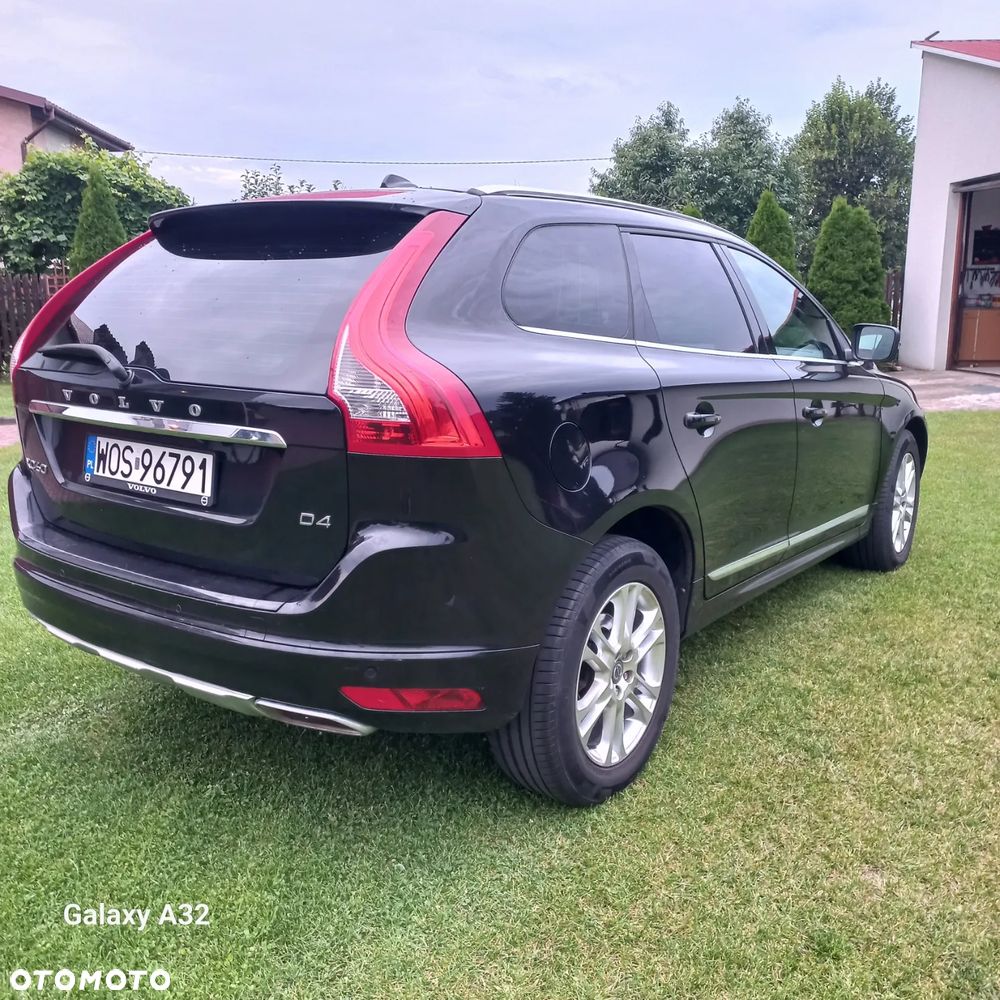 Volvo XC 60 D4 Drive-E Ocean Race - 3