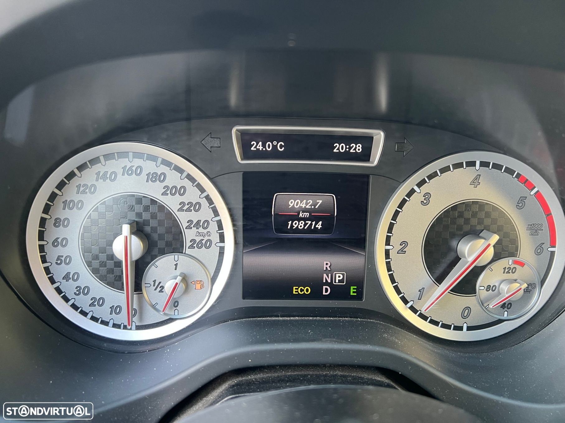 Mercedes-Benz A 180 CDI 7G-DCT Urban - 12