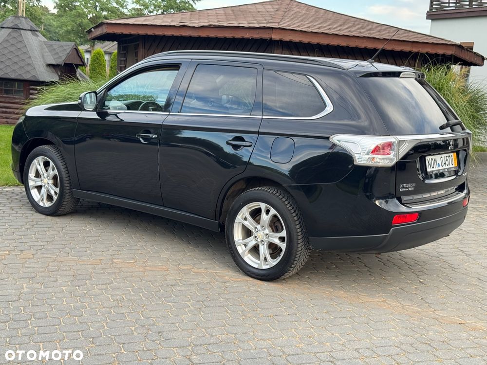 Mitsubishi Outlander - 7
